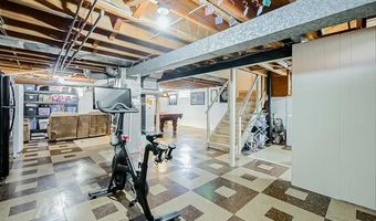 8634 Allen Rd, Allen Park, MI 48101