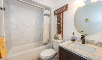 4 Winter Park Dr 4, Alloway, NJ 07462