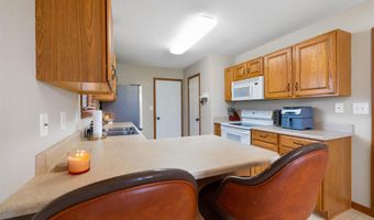 5371 Bear Creek Pass Pass, Auburn, IN 46706