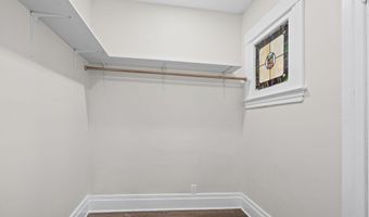 31 Bertha St, Albany, NY 12209