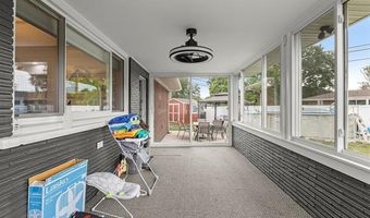 15823 Rose Dr, Allen Park, MI 48101