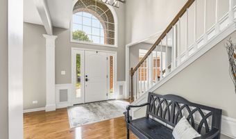 531 Brookside Ave, Algonquin, IL 60102