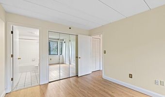 1933 Commonwealth Ave 204, Boston, MA 02135