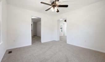 122 Forest Dr, Aberdeen, NC 28315