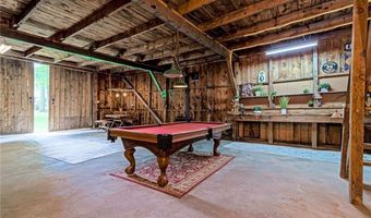 46 Stone Gate Dr, North Kingstown, RI 02852