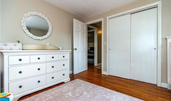 185 Brookhaven Rd, North Kingstown, RI 02852