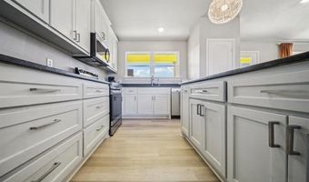 2152 E 430 Rd, Adair, OK 74330