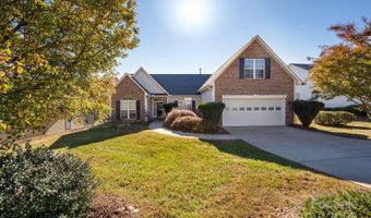 207 Farm Creek Dr E, Asheville, NC 28806