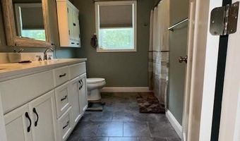 270 Station St, Coventry, RI 02816