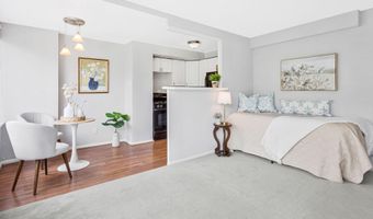 1210 N TAFT St 909, Arlington, VA 22201