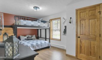 145 Lucretius Trl, Albrightsville, PA 18210