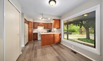 2923 Burlington Ct, Ann Arbor, MI 48105