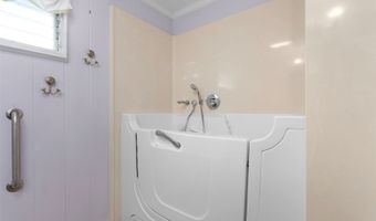 45-313 Nakuluai St, Kaneohe, HI 96744