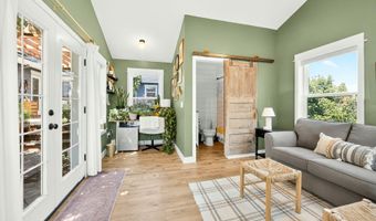 1108 Park St, Ashland, OR 97520