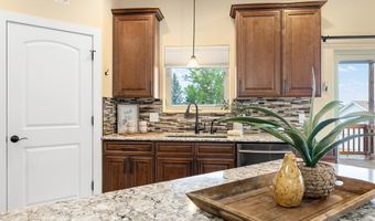 3216 LAND Ct, Cheyenne, WY 82001