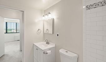 4141 N HENDERSON Rd 1215, Arlington, VA 22203