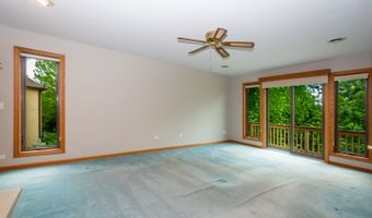 25047 W Palmer Ct, Antioch, IL 60002