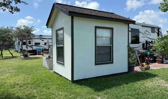 104 Augusta Cir, Aransas Pass, TX 78336