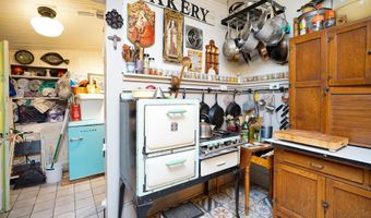 120 B Naco Rd, Bisbee, AZ 85603