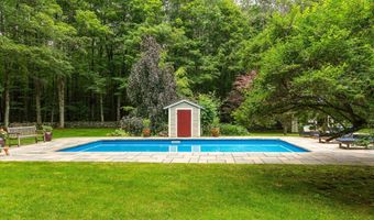 372 Hill Rd, Alstead, NH 03602