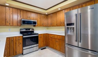 2695 Willowick Way, Anderson, IN 46012