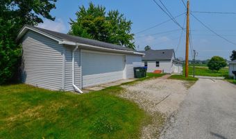 1314 NAVARINO St, Algoma, WI 54201