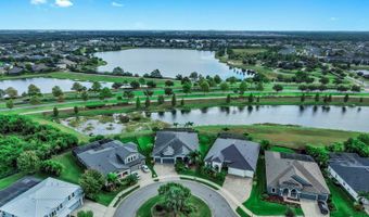 6951 CRESTPOINT Dr, Apollo Beach, FL 33572