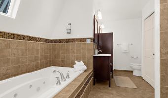 527 Lee Cir, Annapolis, MD 21403