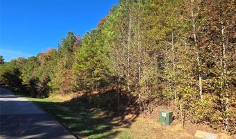 176 Mallard Dr, Badin Lake, NC 28127