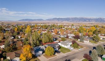 805 Oakwood Dr, Belgrade, MT 59714