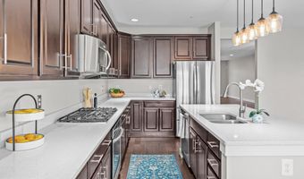2109 MAIN LINE 102, Alexandria, VA 22301