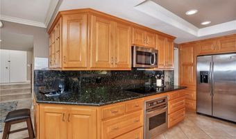 6111 E Calle Pantano, Anaheim, CA 92807