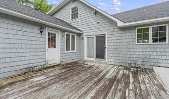14 Lakeshore Dr, Belgrade, ME 04918