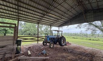 154 Perry Ln, Atmore, AL 36502