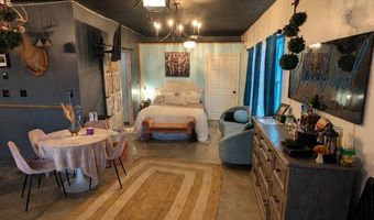110 E 4th St, Appleton City, MO 64724