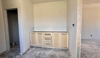 6838 Detonti Rd, Bauxite, AR 72011