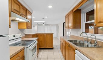 250 NAUTICAL Blvd S, Atlantic Beach, FL 32233