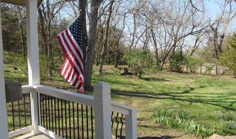 1901 N 600 Rd, Baldwin City, KS 66006