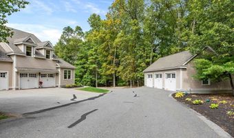57 Sunset Ridge Ln 57, Bolton, MA 01740