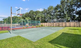 137 N SPRING LAKE Dr, Altamonte Springs, FL 32714