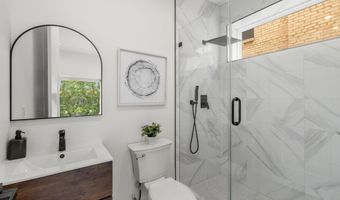 3916 8TH St NW B, Washington, DC 20011
