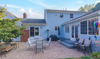 75 Hamilton Allenton Rd, North Kingstown, RI 02852