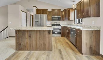 803 Prateria Ave, Avon, MN 56310