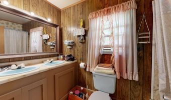 89 Pride Rd, Auburn, ME 04210