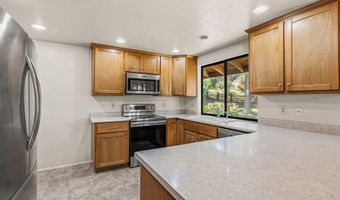 1430 Green Meadows Way, Ashland, OR 97520