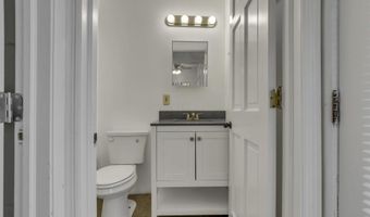 1752 S Hamilton Rd, Columbus, OH 43227
