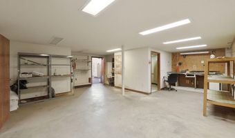 221 BROADWAY Blvd SE, Albuquerque, NM 87102