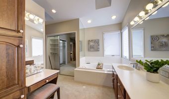 3682 Tanglewood Ct, Ann Arbor, MI 48105