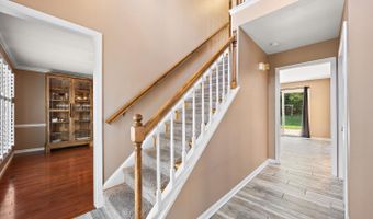28 CLARK Rdg, Hockessin, DE 19707