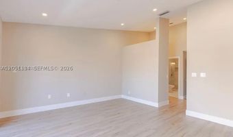3525 Magellan Cir 626, Aventura, FL 33180